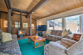Mammoth Lakes Townhome Less Than 2 Mi to Ski Area!